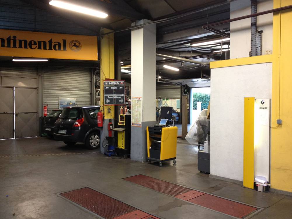 GARAGE AMBROISE PARÉ