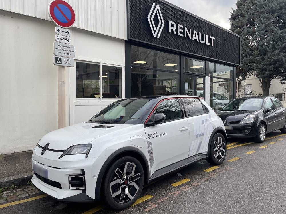 renault5elec-1